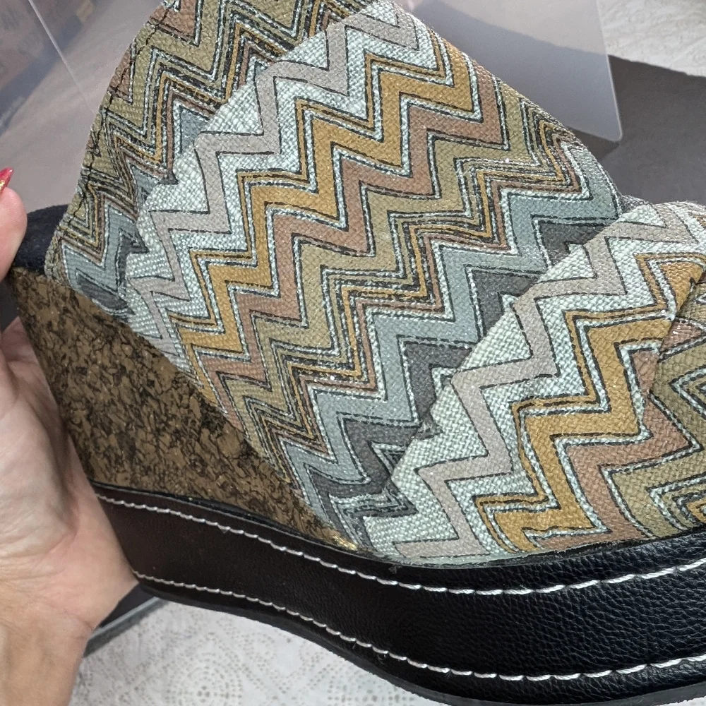Muk Luks Peyton 9 mod zigzag‎ platform 1